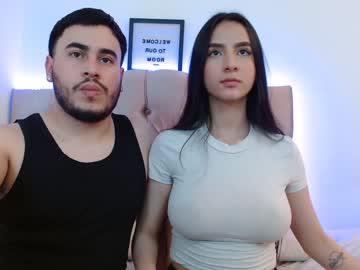 couple Lovely, Naked, Sexy & Horny Cam Girls with moonbrunettee