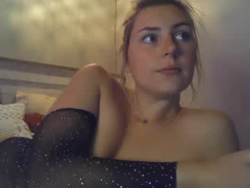 girl Lovely, Naked, Sexy & Horny Cam Girls with ittybittytitties9