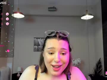 girl Lovely, Naked, Sexy & Horny Cam Girls with kylieeangel