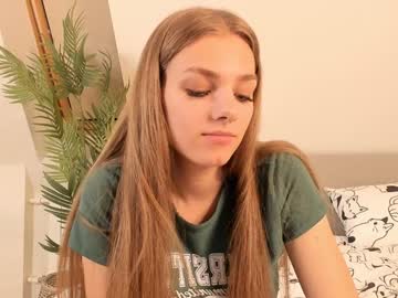 girl Lovely, Naked, Sexy & Horny Cam Girls with odelindabracher