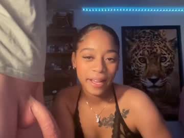 couple Lovely, Naked, Sexy & Horny Cam Girls with lunaa_11