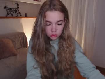 girl Lovely, Naked, Sexy & Horny Cam Girls with little_kittty_