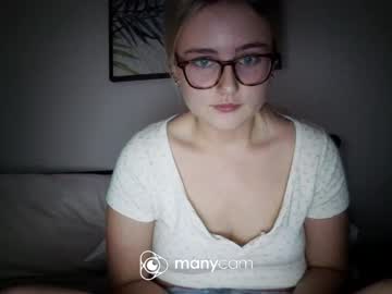 girl Lovely, Naked, Sexy & Horny Cam Girls with kaybby2005