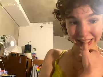 girl Lovely, Naked, Sexy & Horny Cam Girls with iamskyec