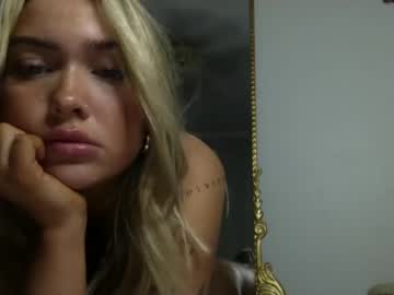 girl Lovely, Naked, Sexy & Horny Cam Girls with tattedblondiezoe