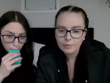 couple Lovely, Naked, Sexy & Horny Cam Girls with amberxorae