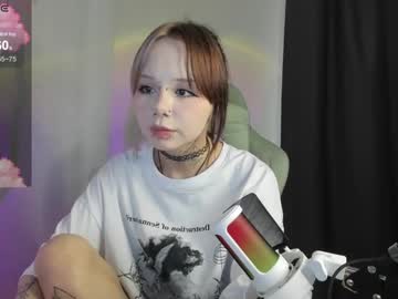 girl Lovely, Naked, Sexy & Horny Cam Girls with gummi_heart