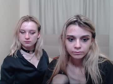 couple Lovely, Naked, Sexy & Horny Cam Girls with dirty_kiss69