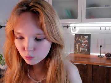girl Lovely, Naked, Sexy & Horny Cam Girls with maudbayles