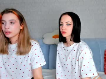 couple Lovely, Naked, Sexy & Horny Cam Girls with misseliss