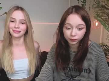 couple Lovely, Naked, Sexy & Horny Cam Girls with dontoke_