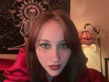 girl Lovely, Naked, Sexy & Horny Cam Girls with 7uckyjinx