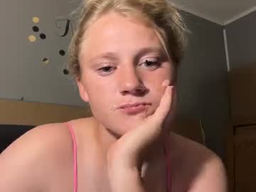 girl Lovely, Naked, Sexy & Horny Cam Girls with kayleighashford