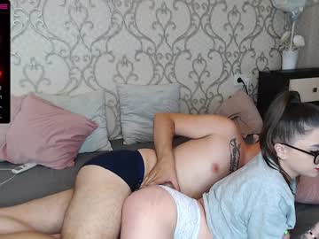 couple Lovely, Naked, Sexy & Horny Cam Girls with flipflapfap