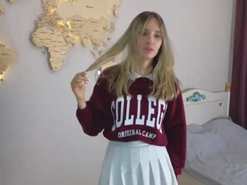 girl Lovely, Naked, Sexy & Horny Cam Girls with maureencantrell
