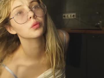 girl Lovely, Naked, Sexy & Horny Cam Girls with ellizabetta