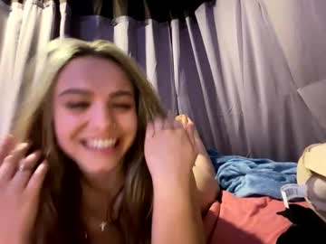 girl Lovely, Naked, Sexy & Horny Cam Girls with charismacharm